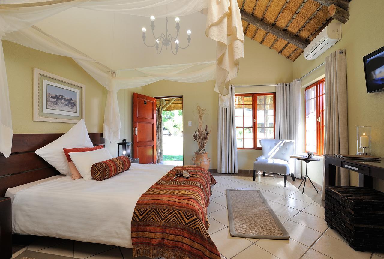 Frans Indongo Lodge Otjiwarongo Exterior foto